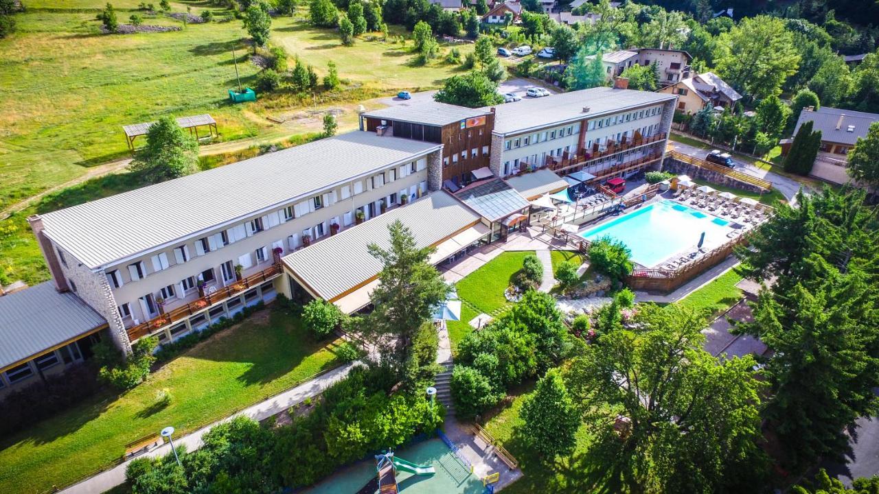 Village Vacances Passion Les 4 Saisons Resort & Spa Saint-Chaffrey Dış mekan fotoğraf